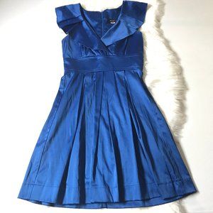 Teeze Me Sleeveless Pleated V Collar Dress in Blue
